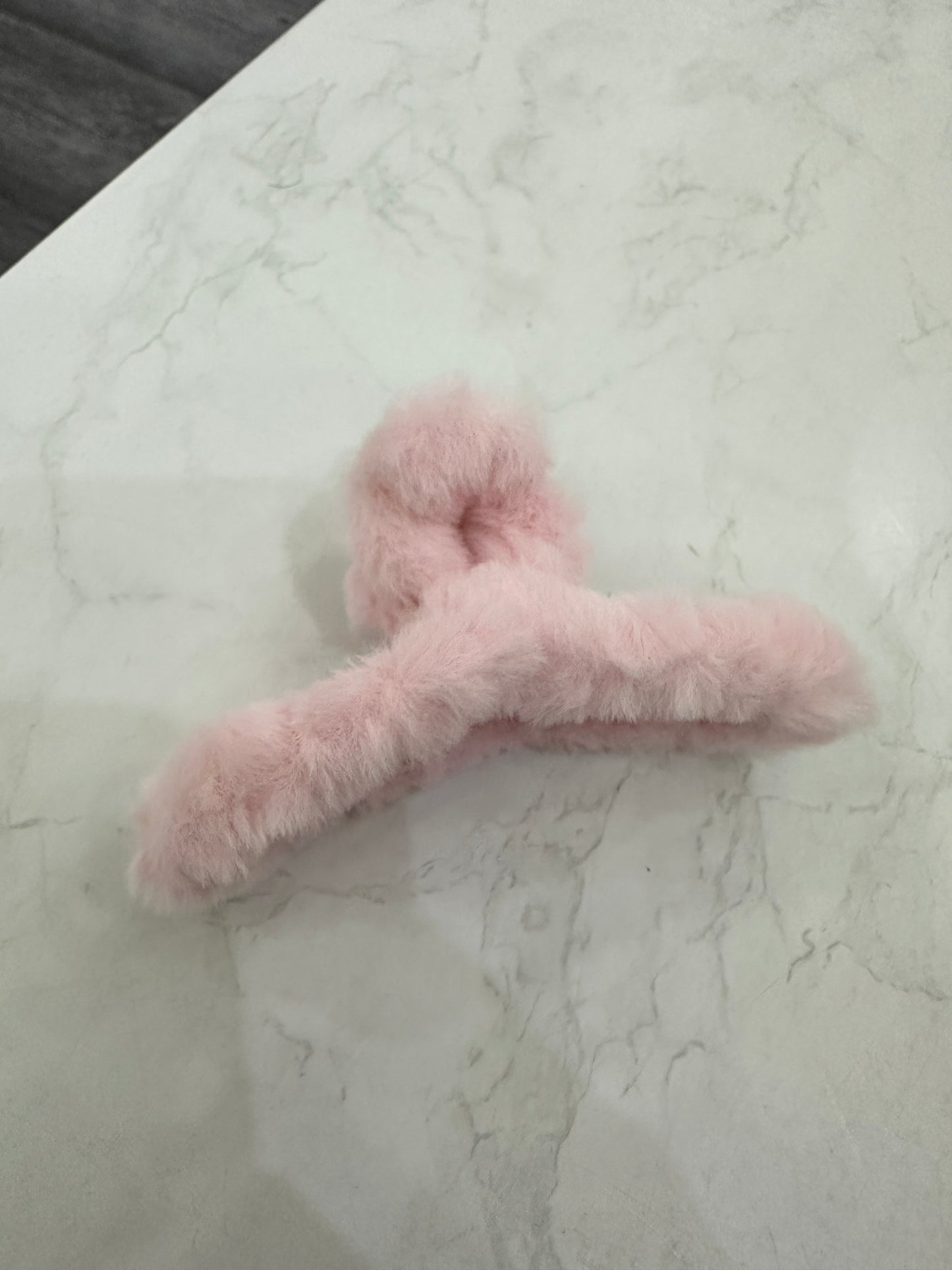 Pinzas felpudas para el cabello