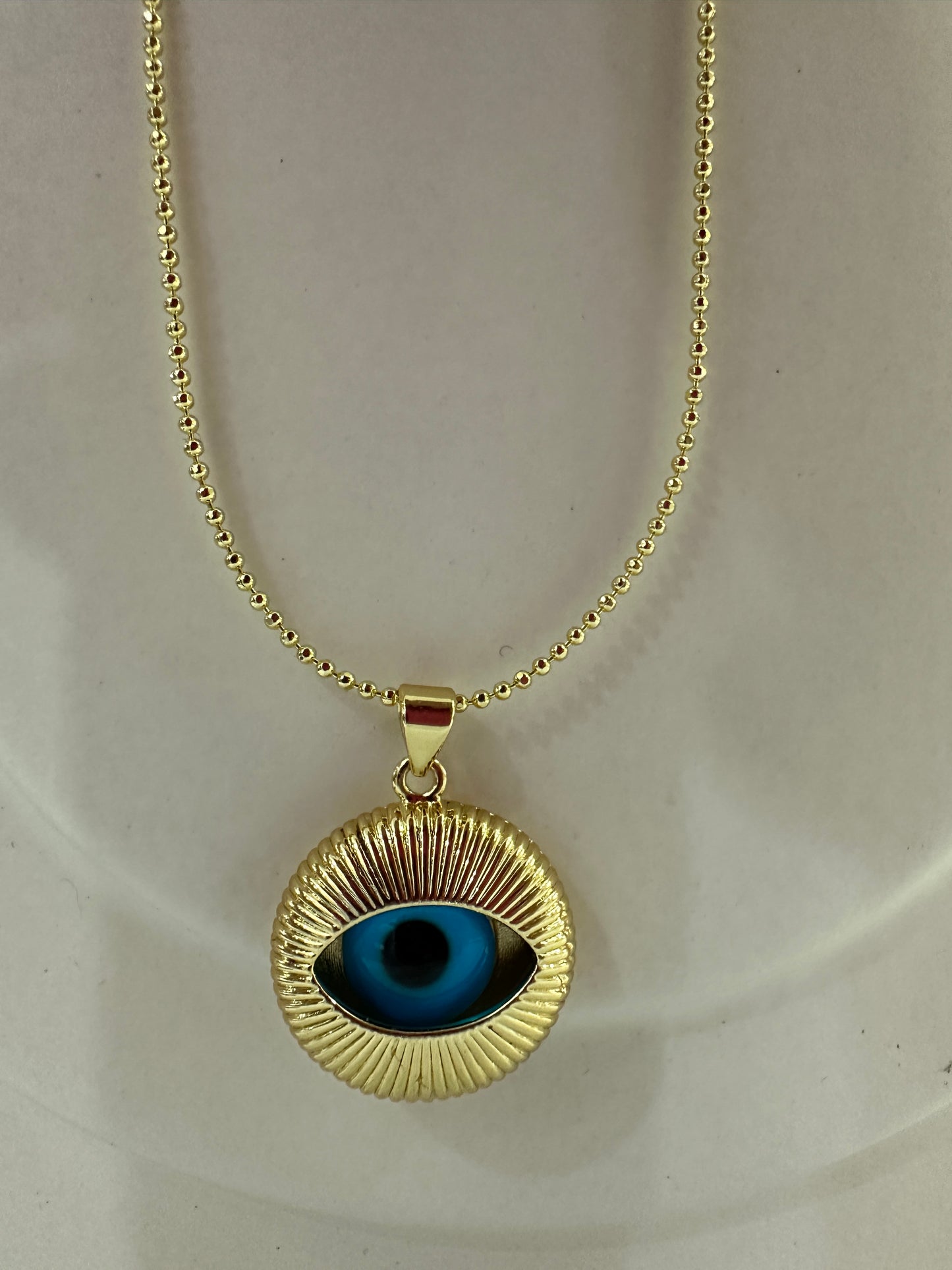 Collar ojo turco