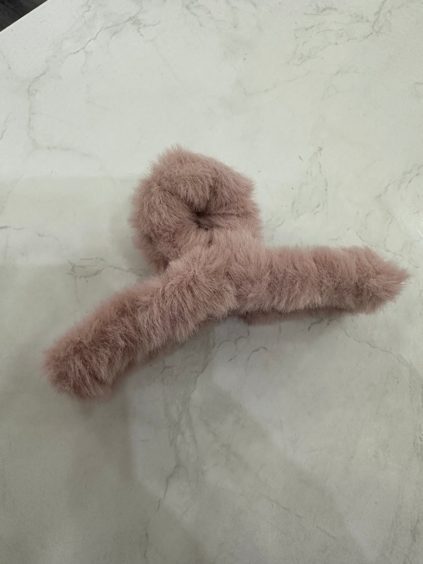 Pinzas felpudas para el cabello