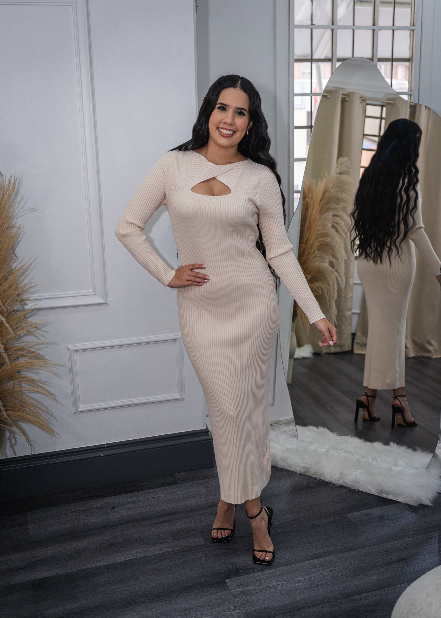 Vestido canalé cut out