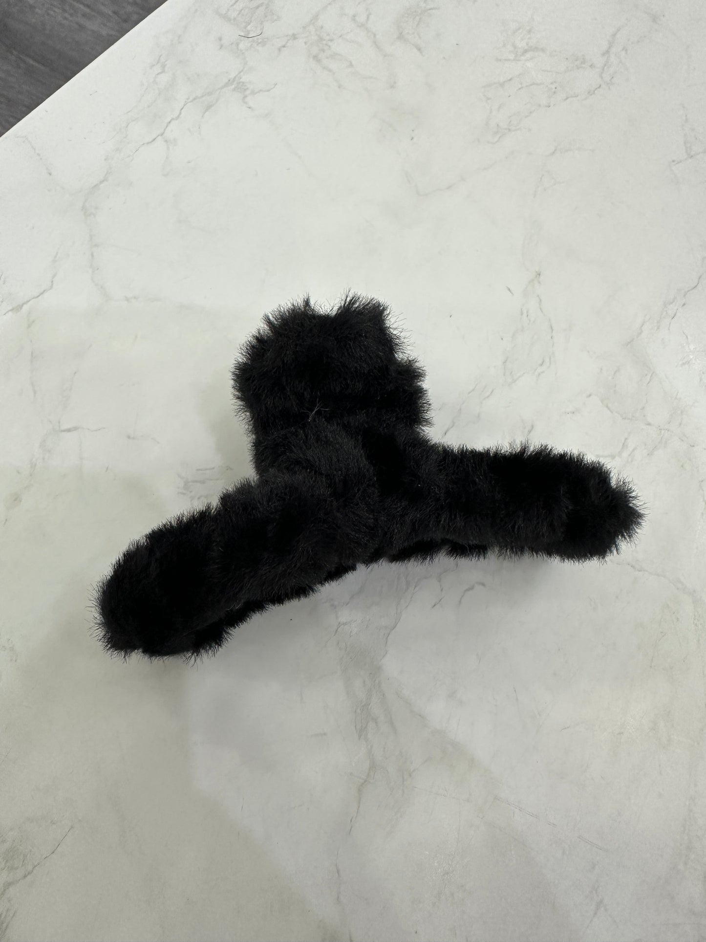 Pinzas felpudas para el cabello
