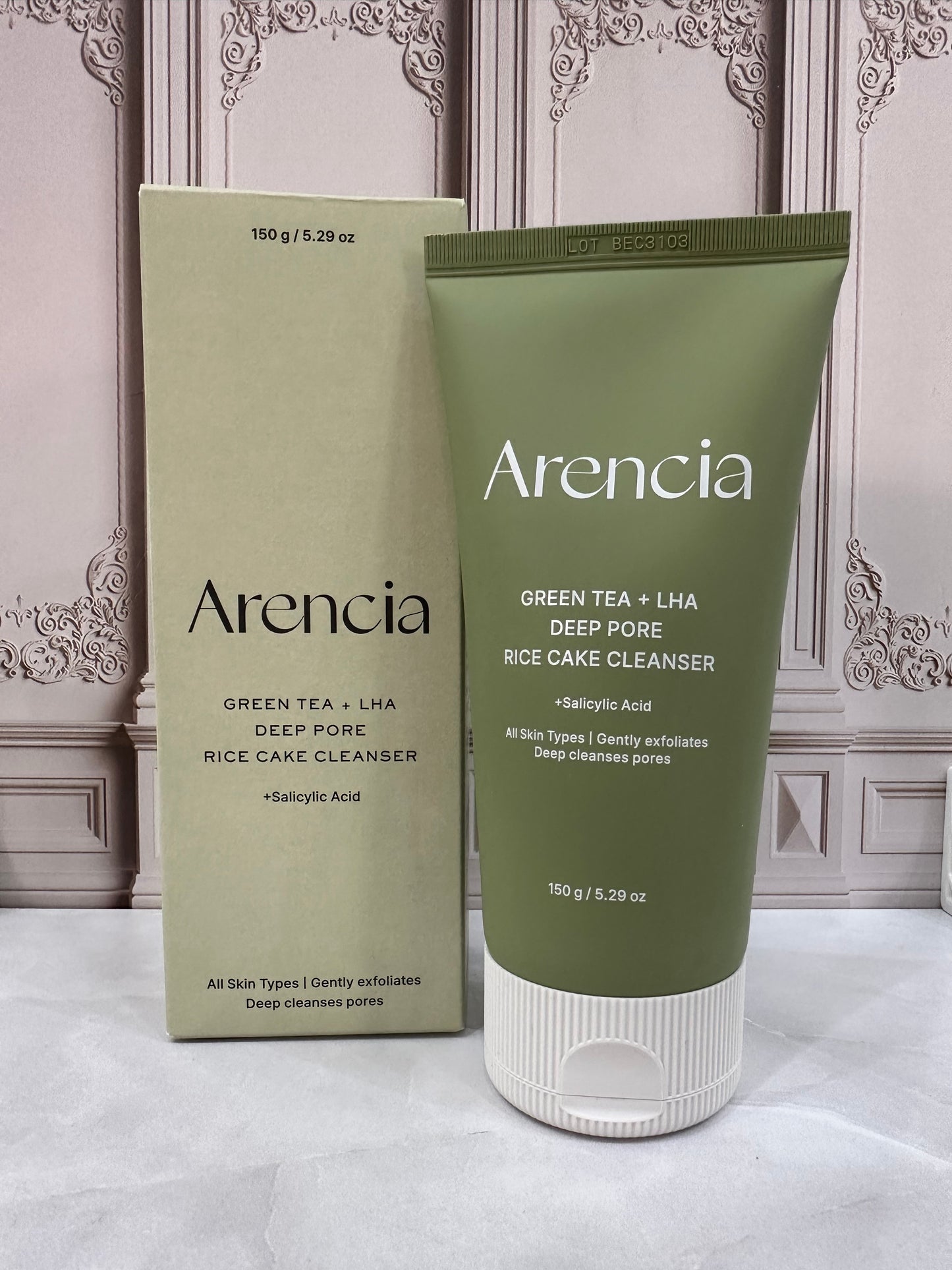 Arencia Ácido salicílico, té verde + LHA Deep Pore Rice Cake Cleanser