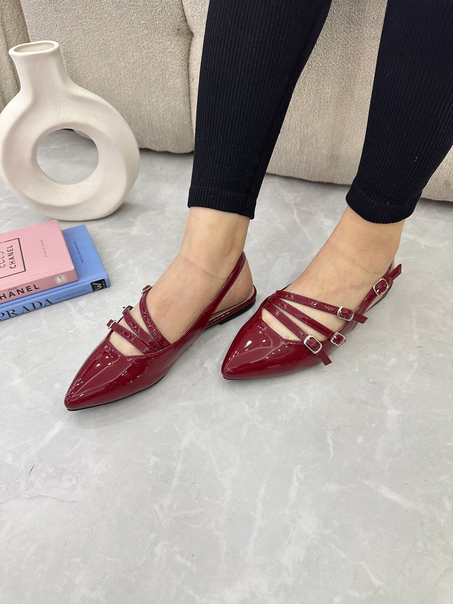 Mary Jane vinotinto