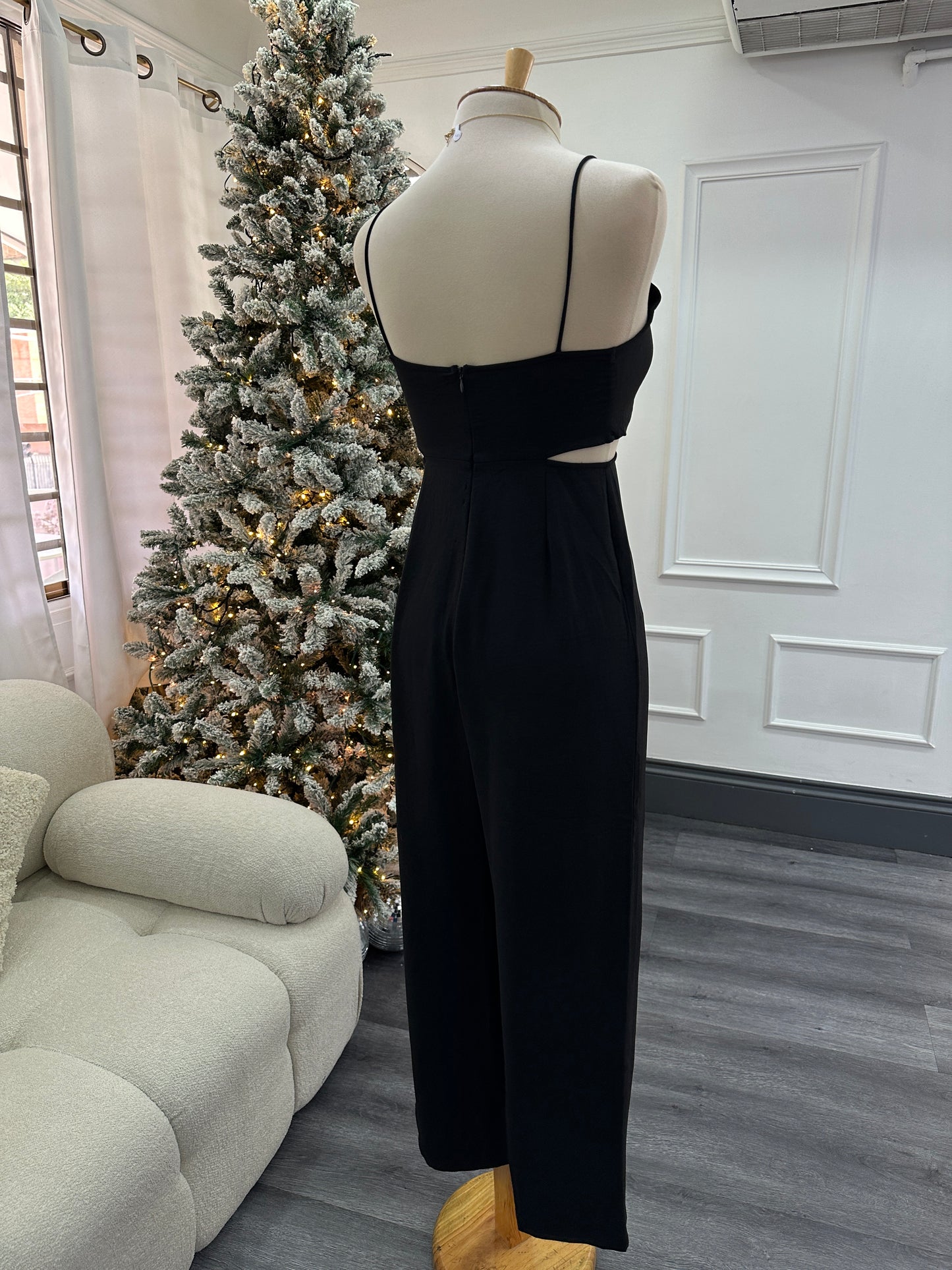Jumpsuit cut out