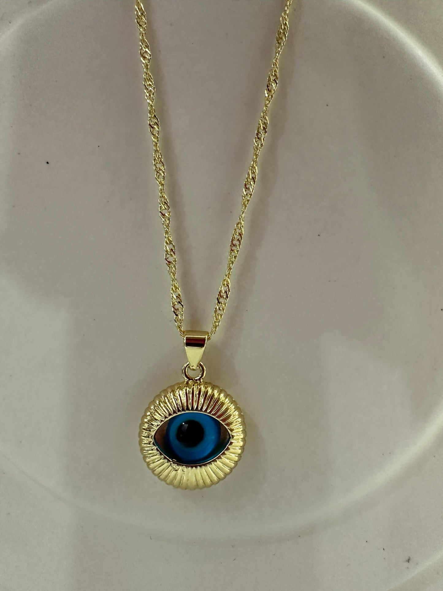 Collar ojo turco