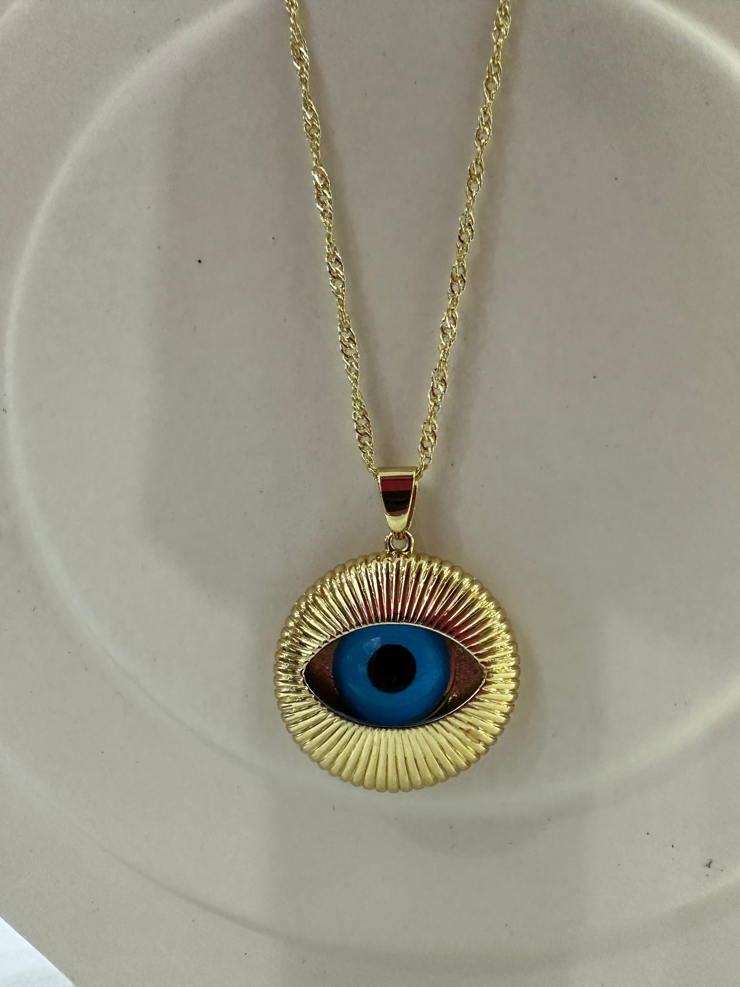 Collar ojo turco