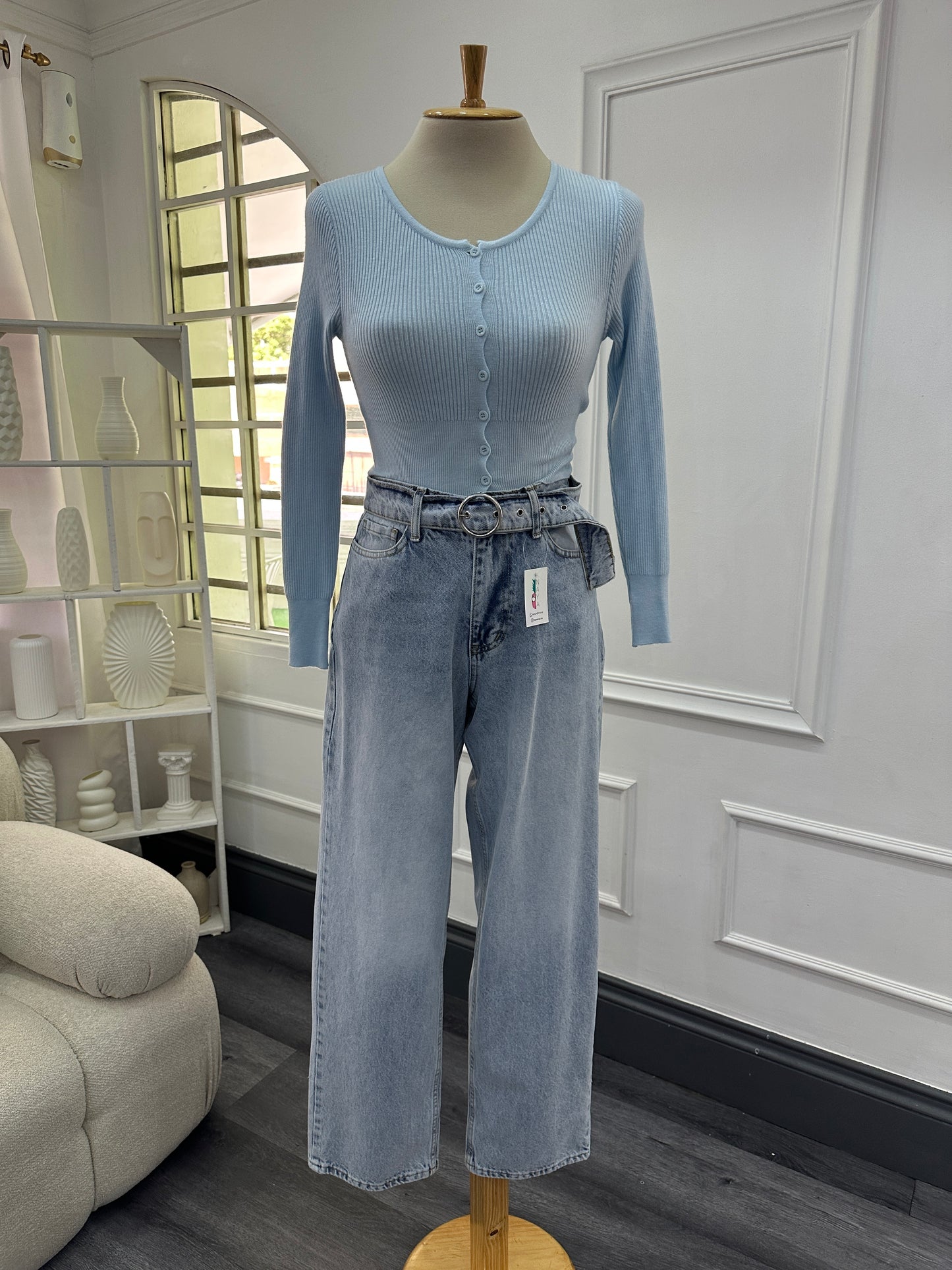 Jean light blue + cinturón