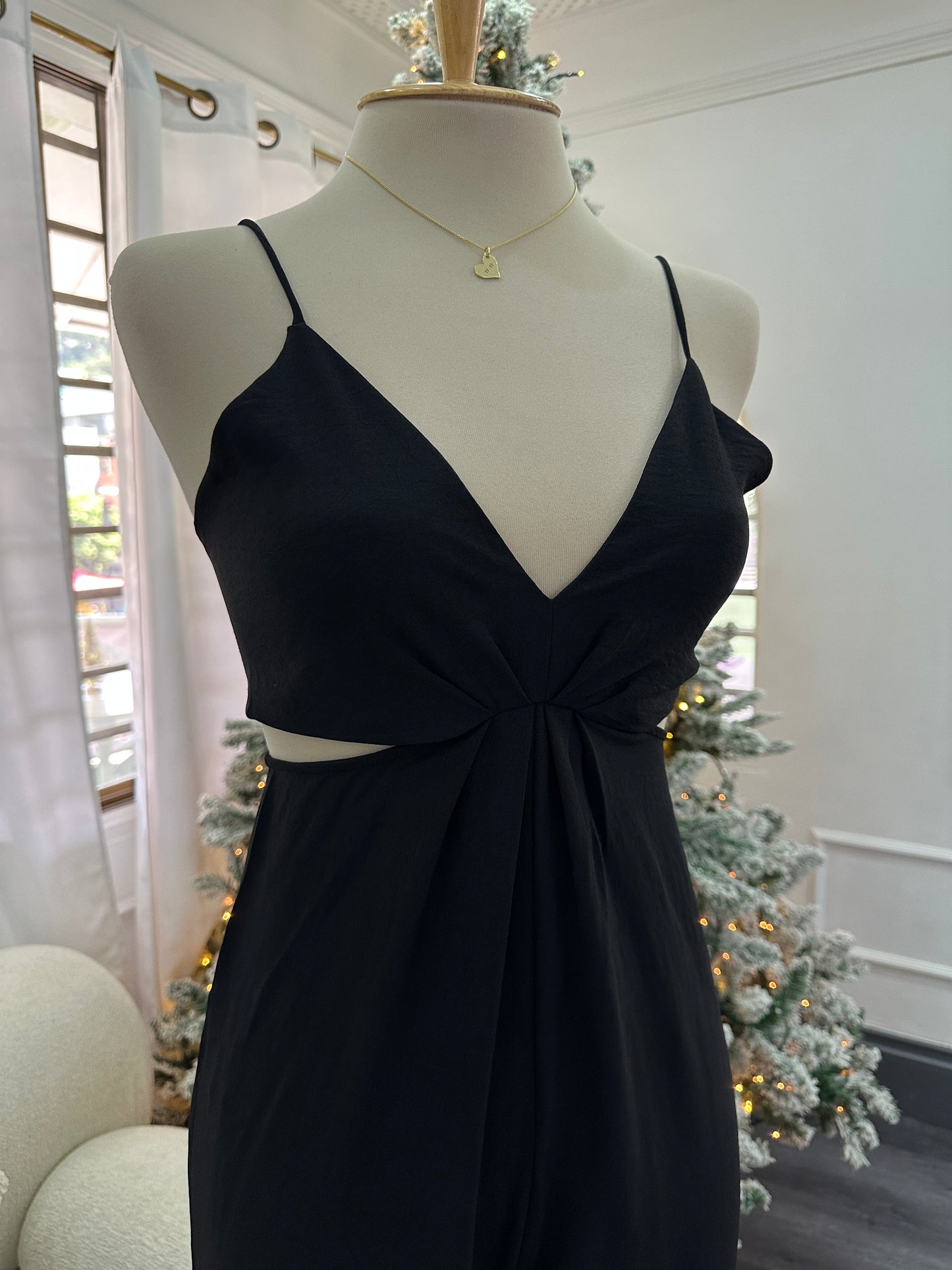 Jumpsuit cut out
