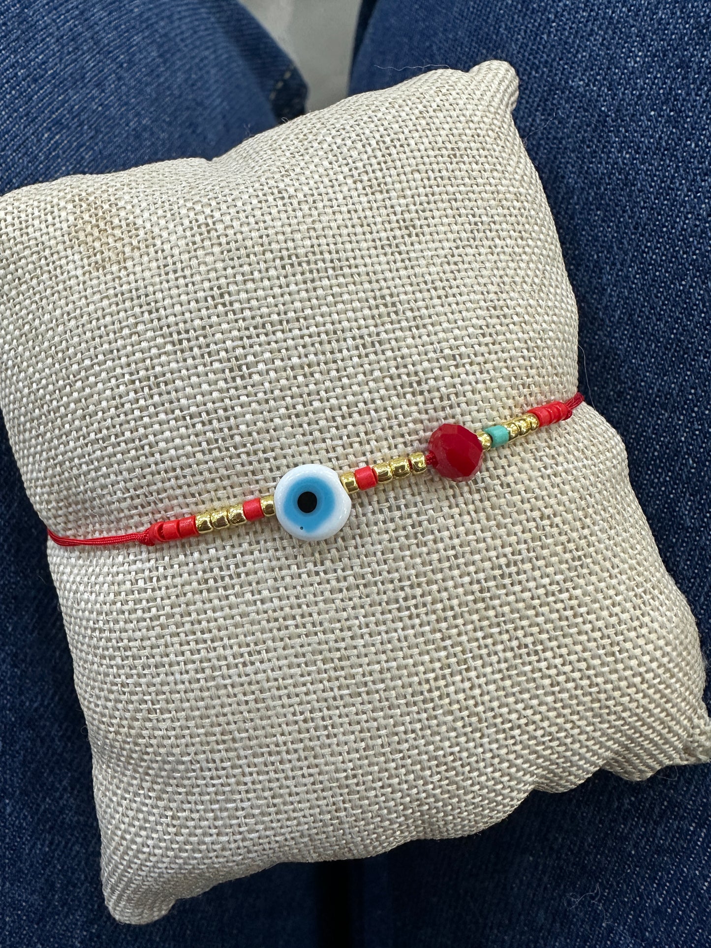 Pulseras variadas