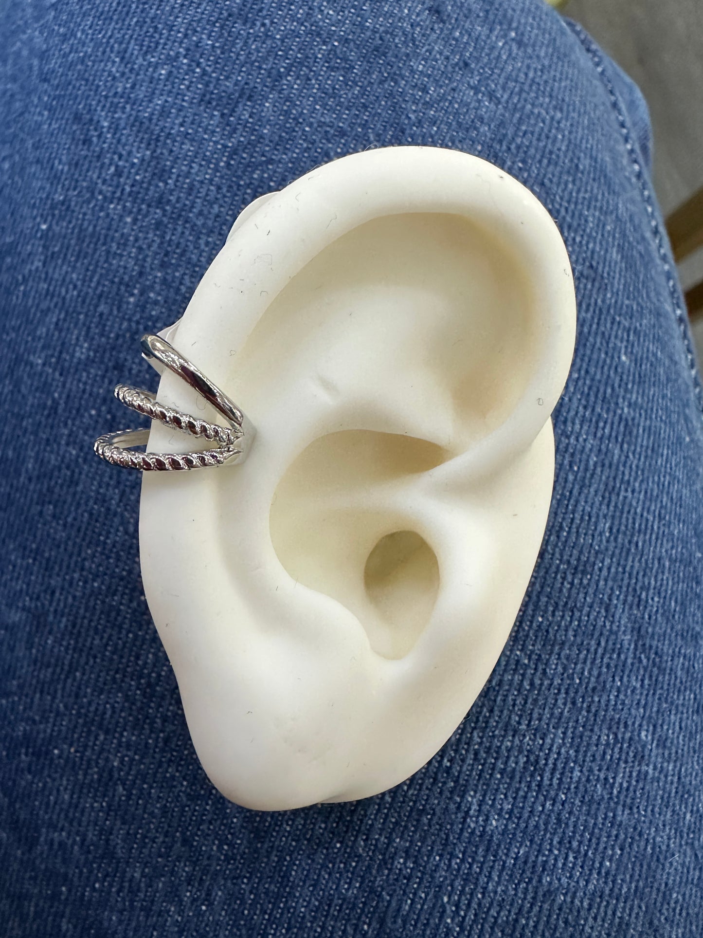Ear cuff plateados