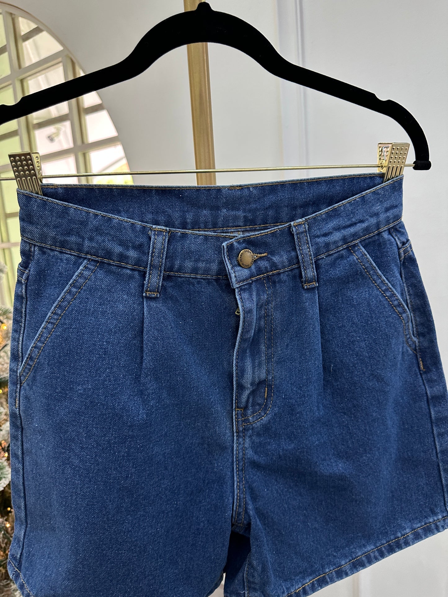 Short Denim plisado