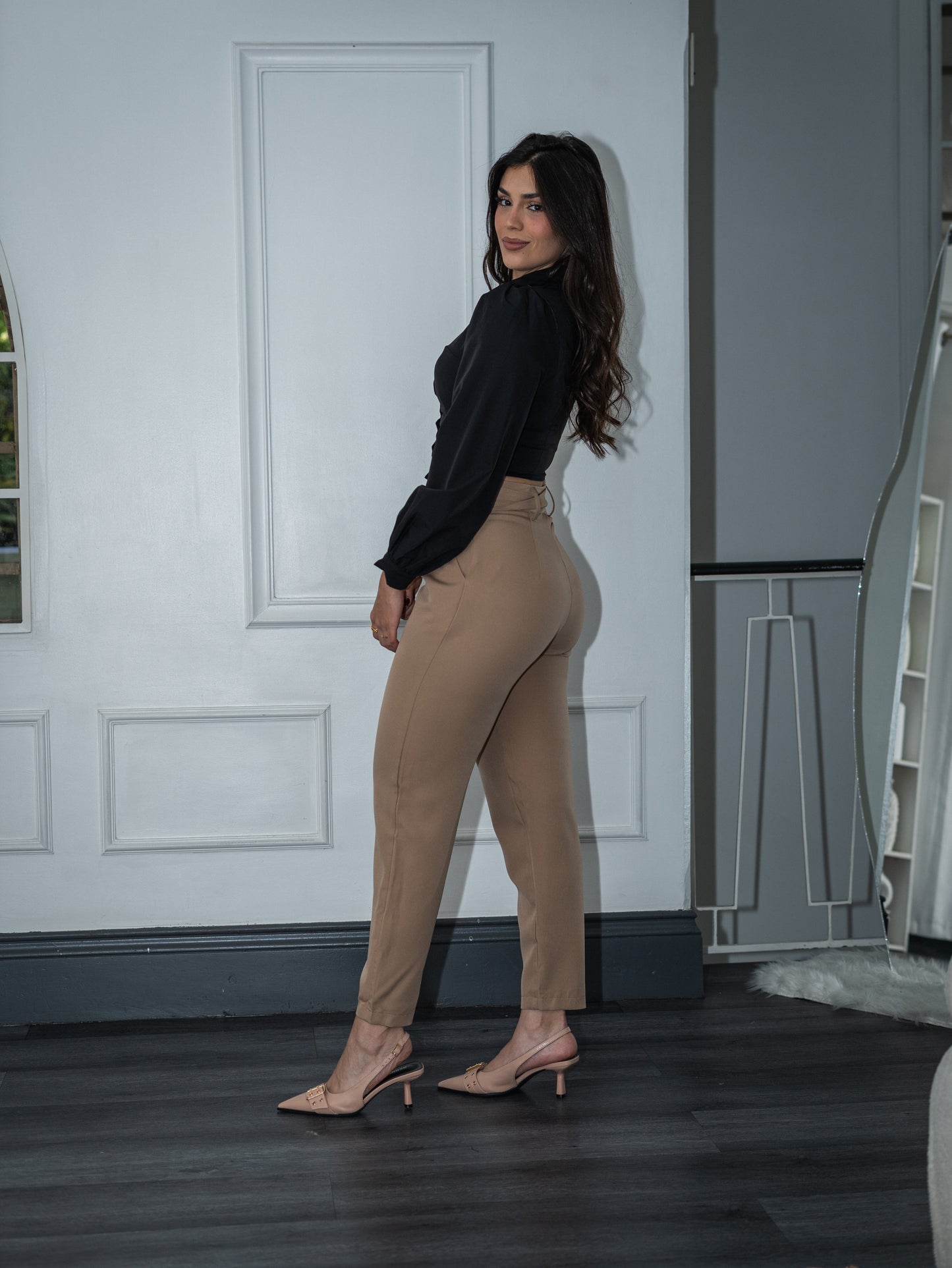 Crop puff sleeves